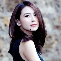 吃瓜八姨太娱乐圈,揭秘吃瓜八姨太的八卦传奇